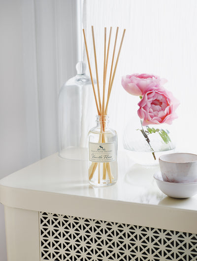 Vanilla Fleur Reed Diffuser (Unboxed)